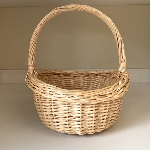 10” Round Woven Wicker Basket with Handle and Curved Thicker Rim - Picture 7 of 8